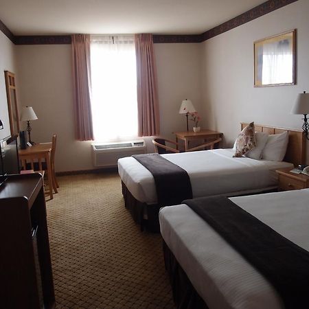 The Inn At Rolling Hills Casino & Resort Corning Extérieur photo