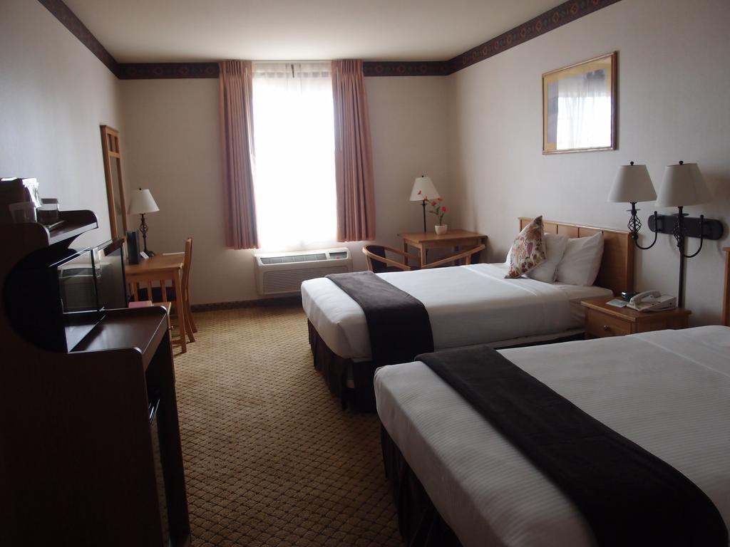 The Inn At Rolling Hills Casino & Resort Corning Extérieur photo